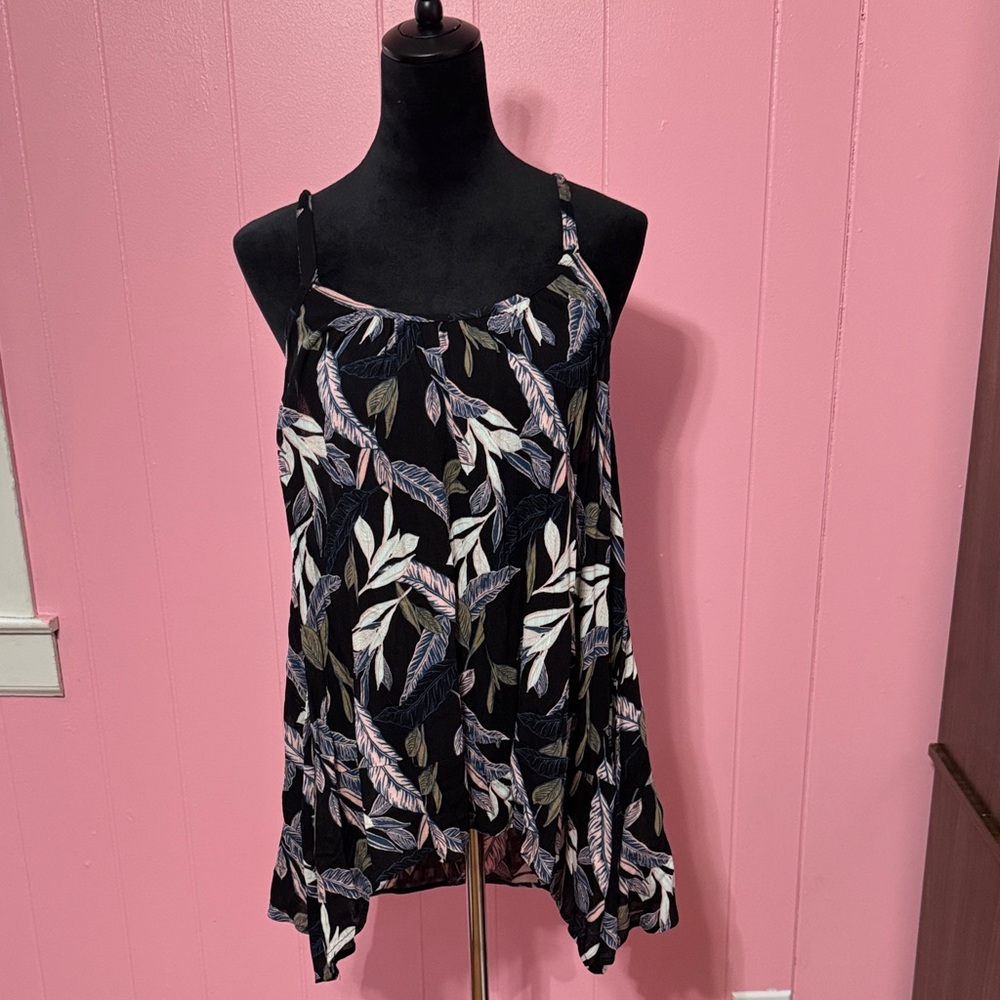 torrid Black Leaf-Print Spaghetti Strap Camisole